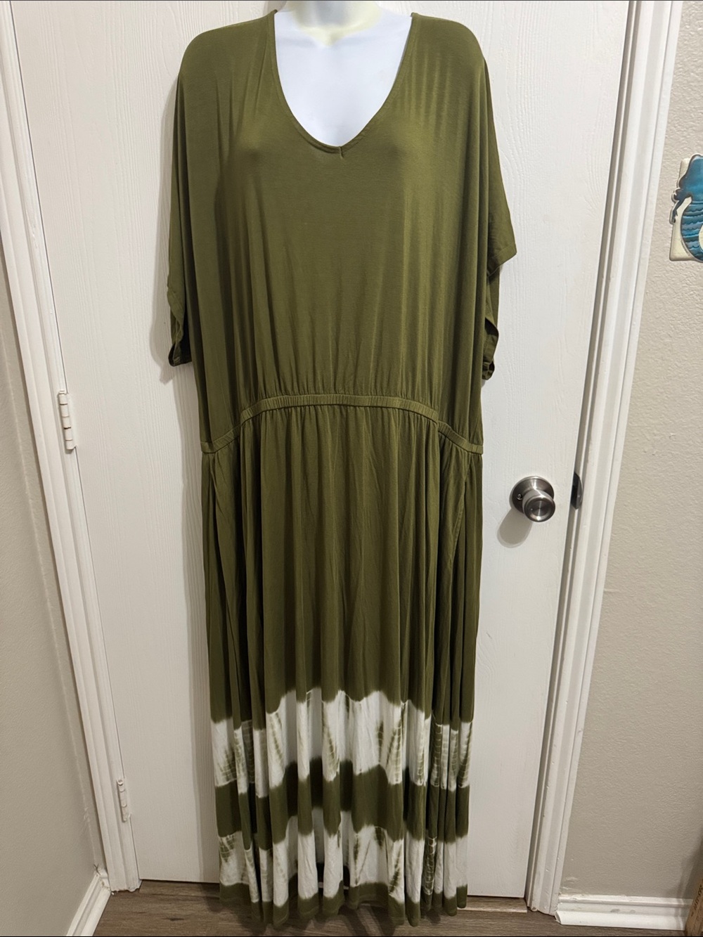 Lane Bryant Tie Dye Hem Olive Green Short Sleeve Maxi Dress Women’s 26 28 Boho